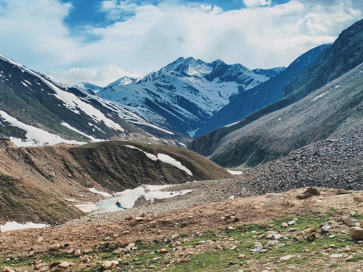 Naran Kaghan Tour image 2