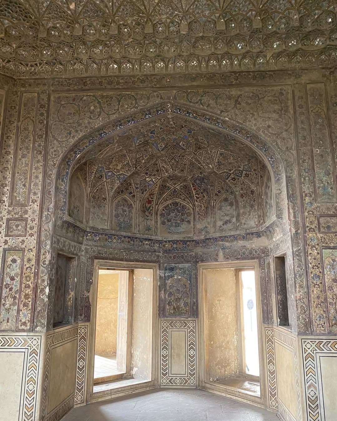 History by Night - Lahore Fort Night Tour image 3